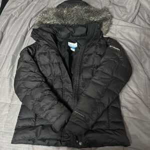 Black Columbia jacket with fur hood